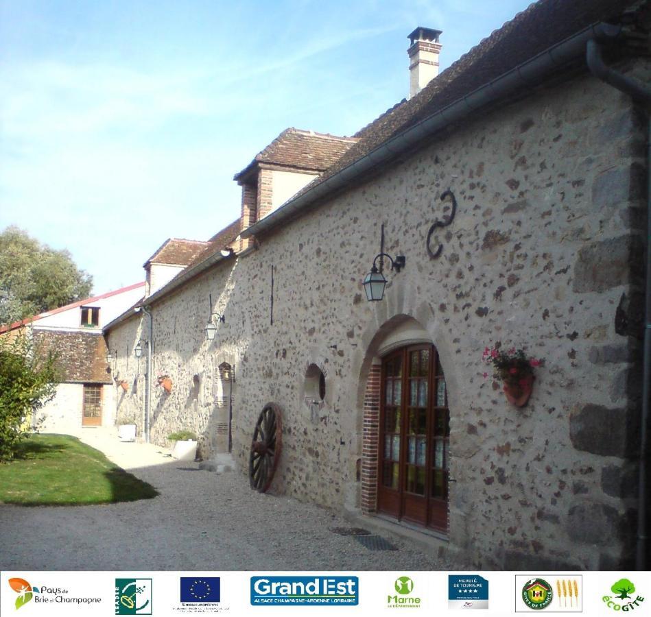 Gite De L'Homme Blanc Soizy-aux-Bois ภายนอก รูปภาพ